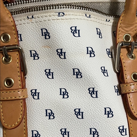 Dooney & Bourke White and Brown Logo satchel - Picture 6 of 15